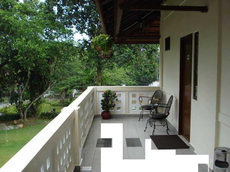 Oyo 104 Pegasus Hotel Singapore Exterior photo