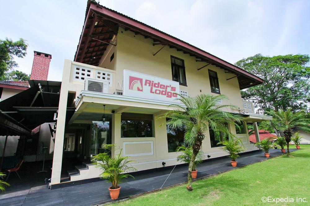 Oyo 104 Pegasus Hotel Singapore Exterior photo