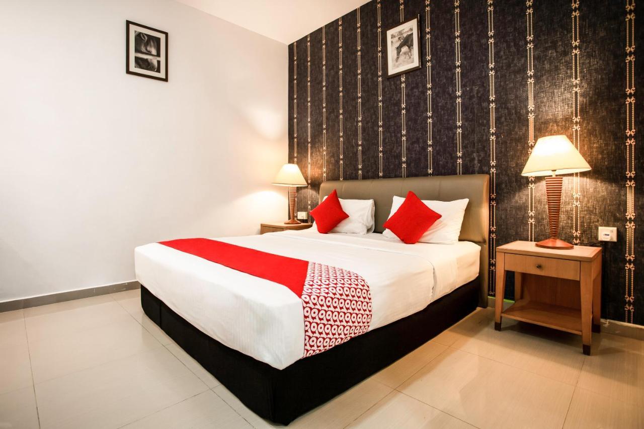 Oyo 104 Pegasus Hotel Singapore Exterior photo